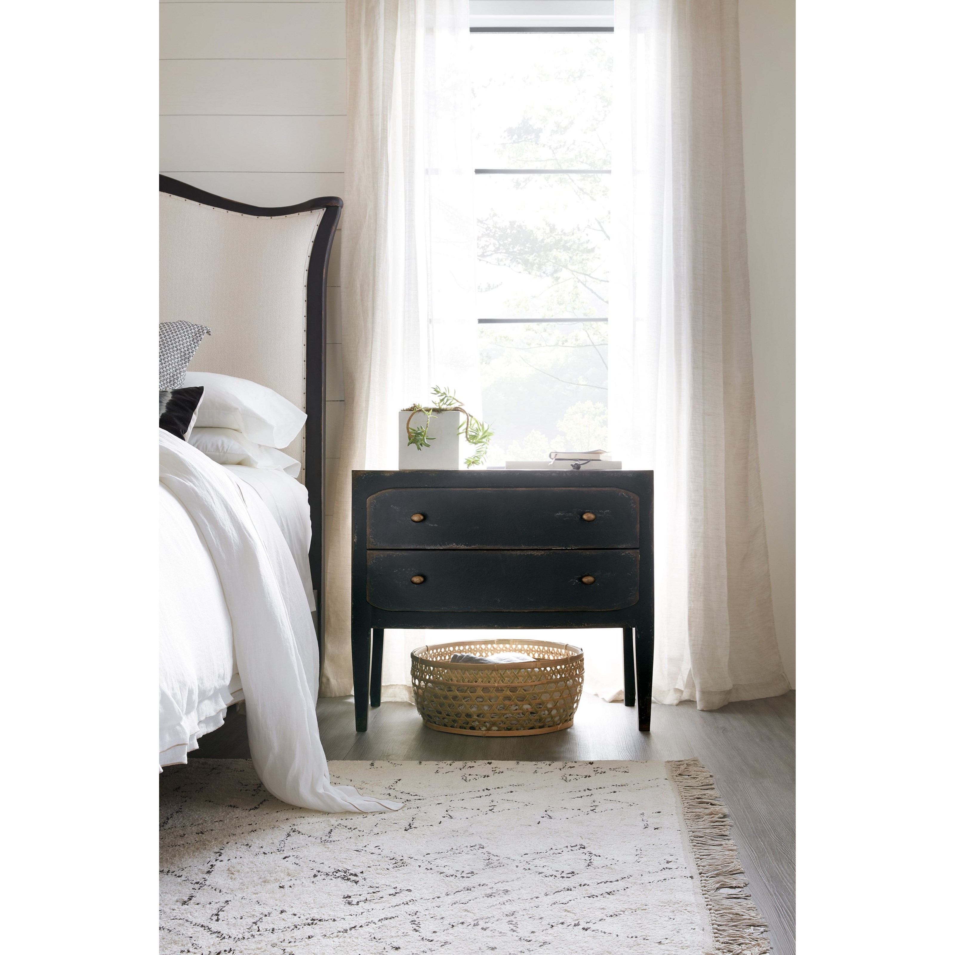 Hooker Furniture Ciao Bella 5805 90016 99 Rustic 2 Drawer
